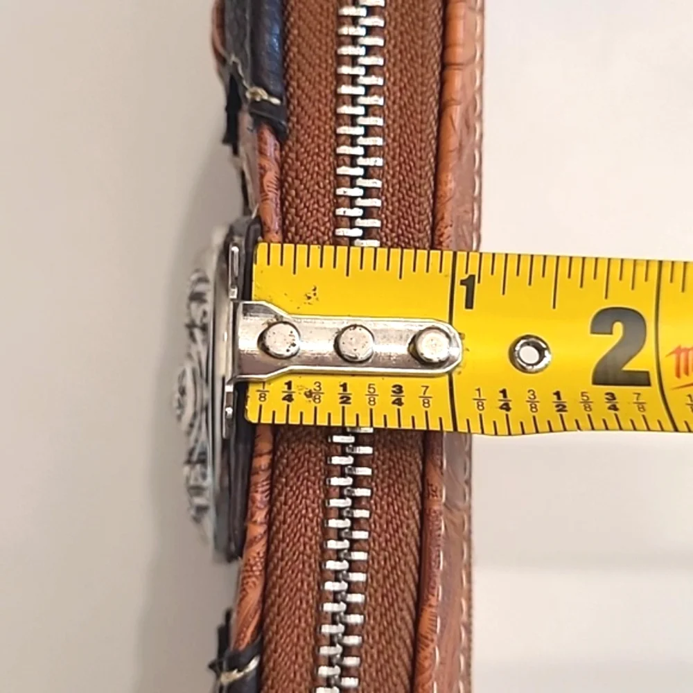 N/A stylish tooled